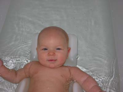 Mmmm, vad mysigt det &auml;r att bada. 