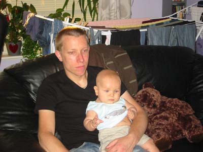 ...i soffan hemma hos Amanda. 