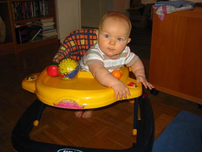Va? Fotar du mig nu mamma? 