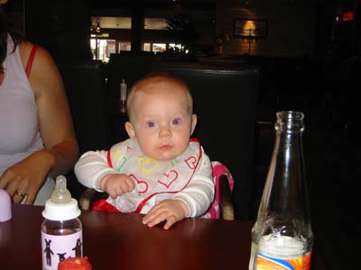 ...hon &auml;r minnsan ox&aring; kladdig! 