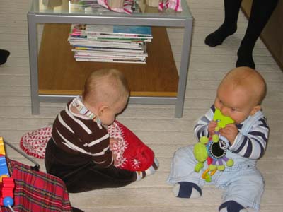 ...trots att Jack f&ouml;r&ouml;kser prata med mig...