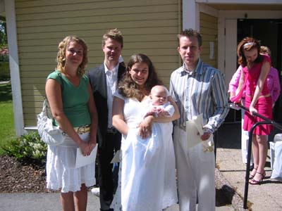 Alla igen, denna g&aring;ng uanf&ouml;r kapellet. 