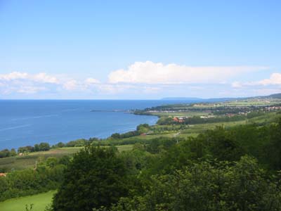 L&aring;ngt d&auml;r nere p&aring; piren f&ouml;rlovade vi oss. 