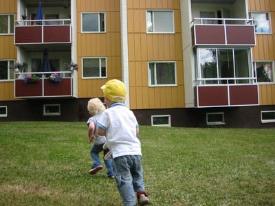 De springer i fr&aring;n mig eller kameran...